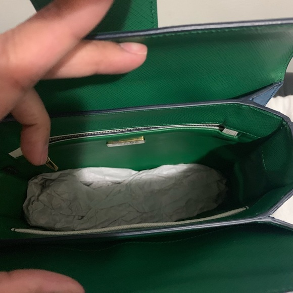 Prada small handbag or slingbag - Picture 6 of 6